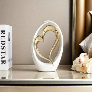 PORCELANOWA MAGIA SERCE FIGURKA DEKORACJA SERC PEŁNYCH MIŁOŚCI DEKORACJA